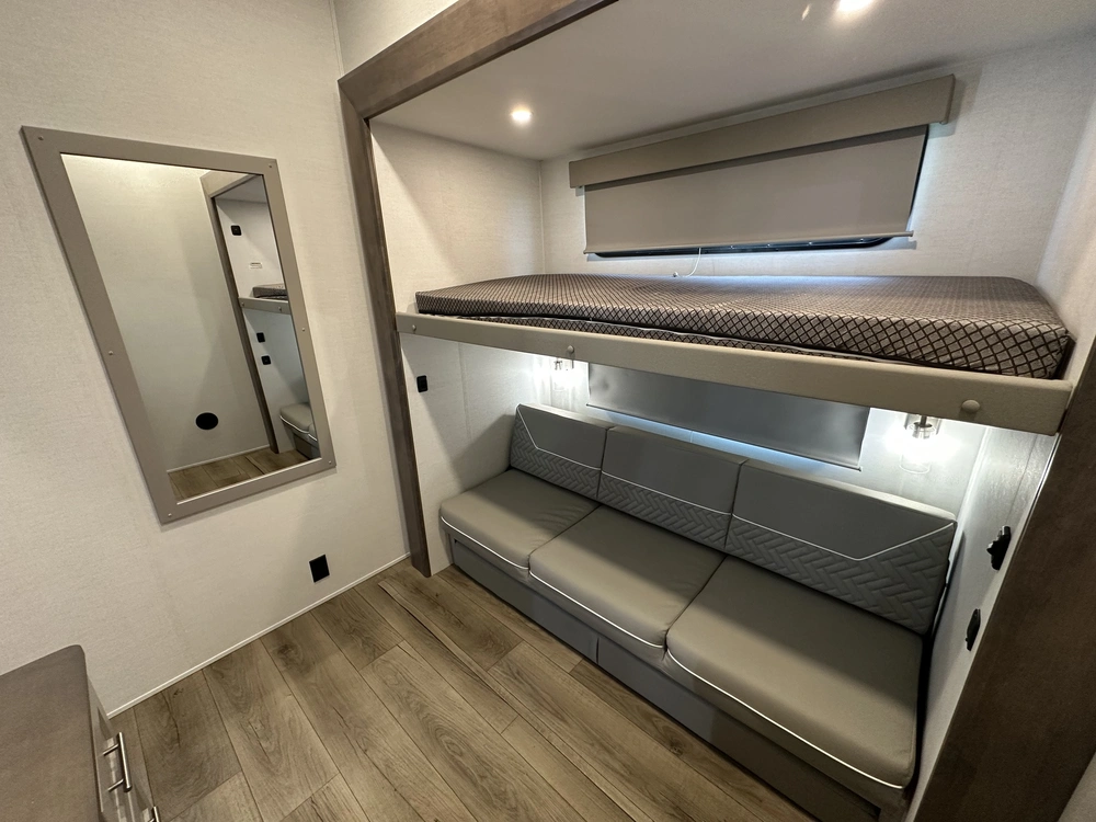 2026 Alliance Rv Avenue 39mbr alt