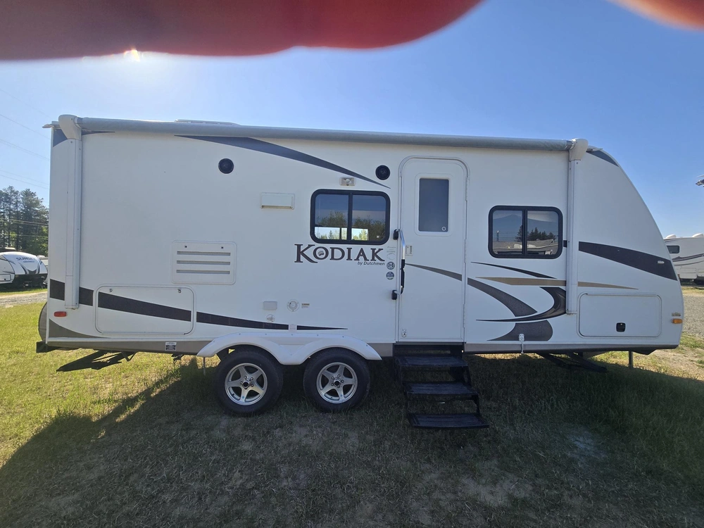 Dutchmen Kodiac 221rbsl 2012 alt