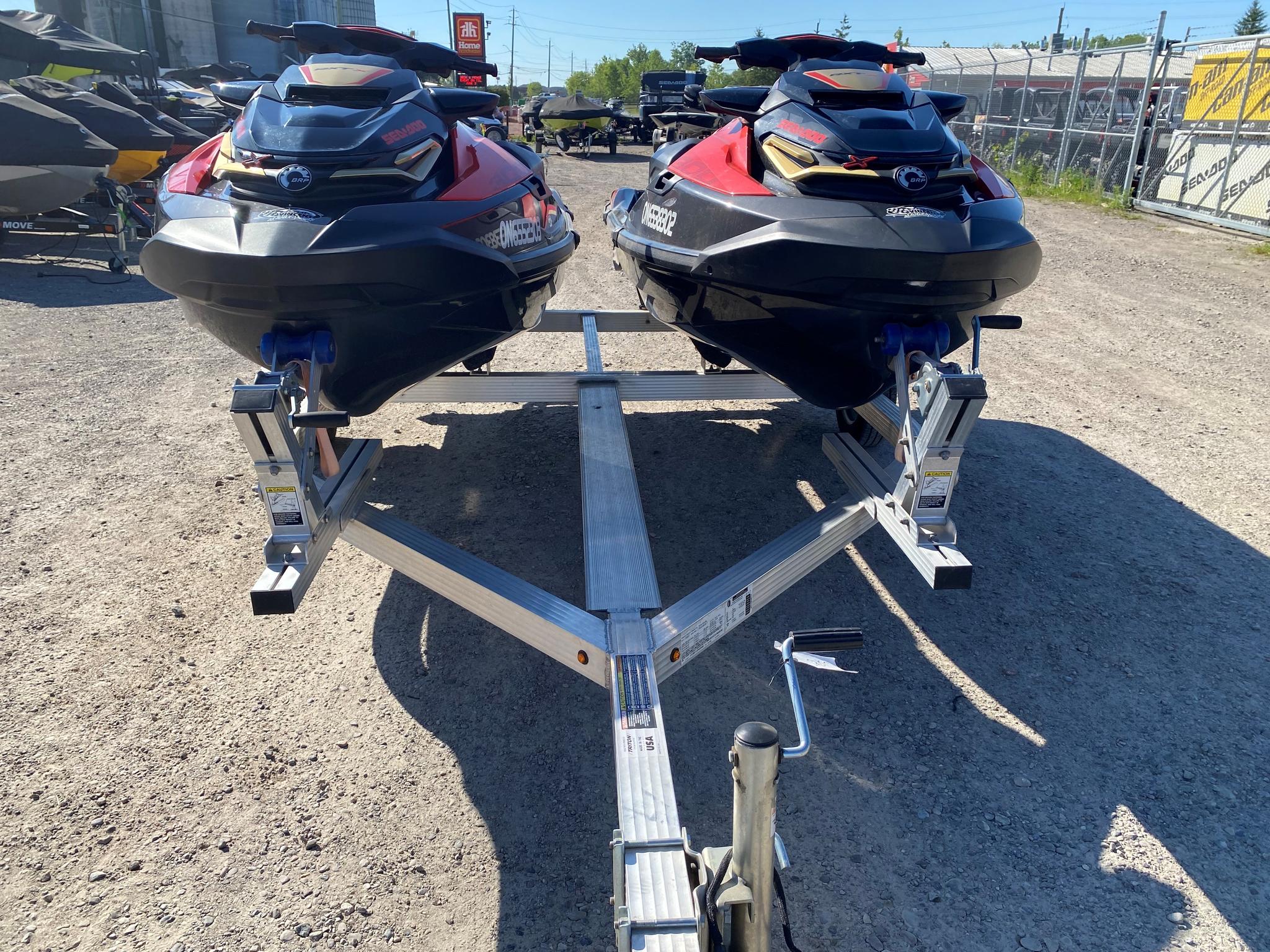 2019 Sea-Doo RXT-X 300 WITH SOUND thumbnail 2