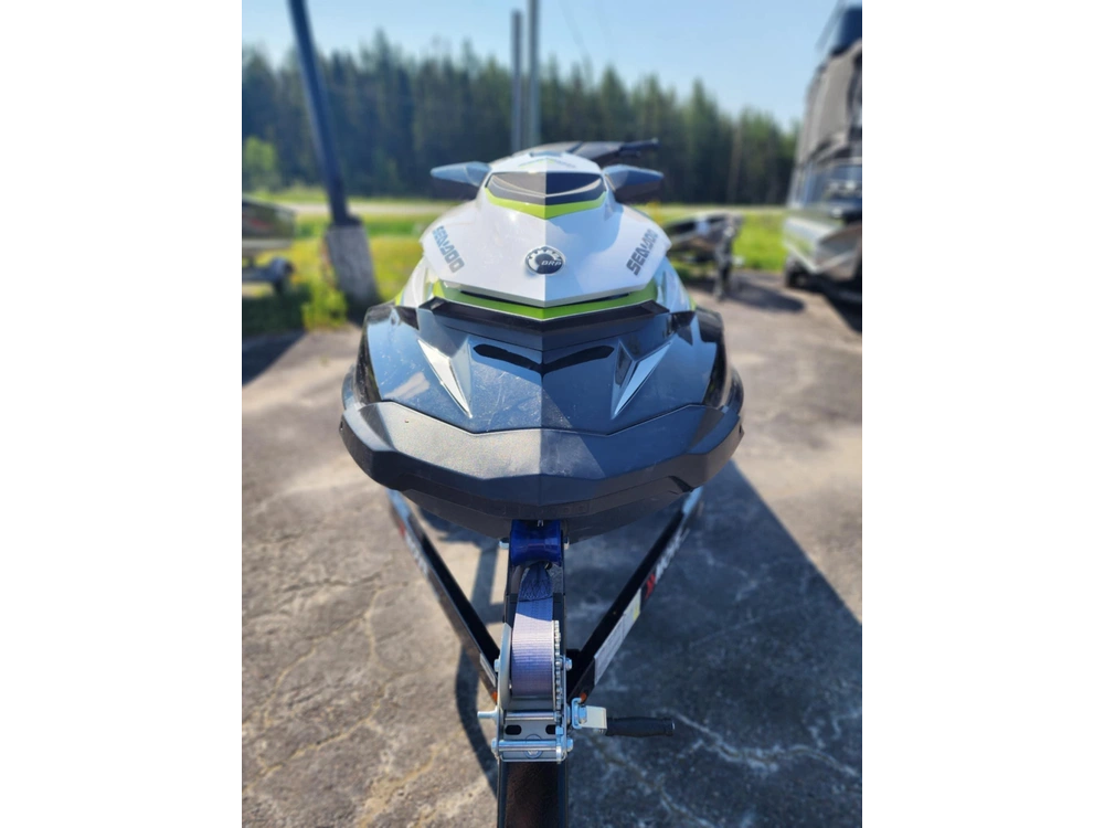 2017 Sea-doo 24ha alt