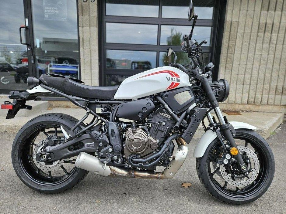 2024 Yamaha Xsr 700 alt