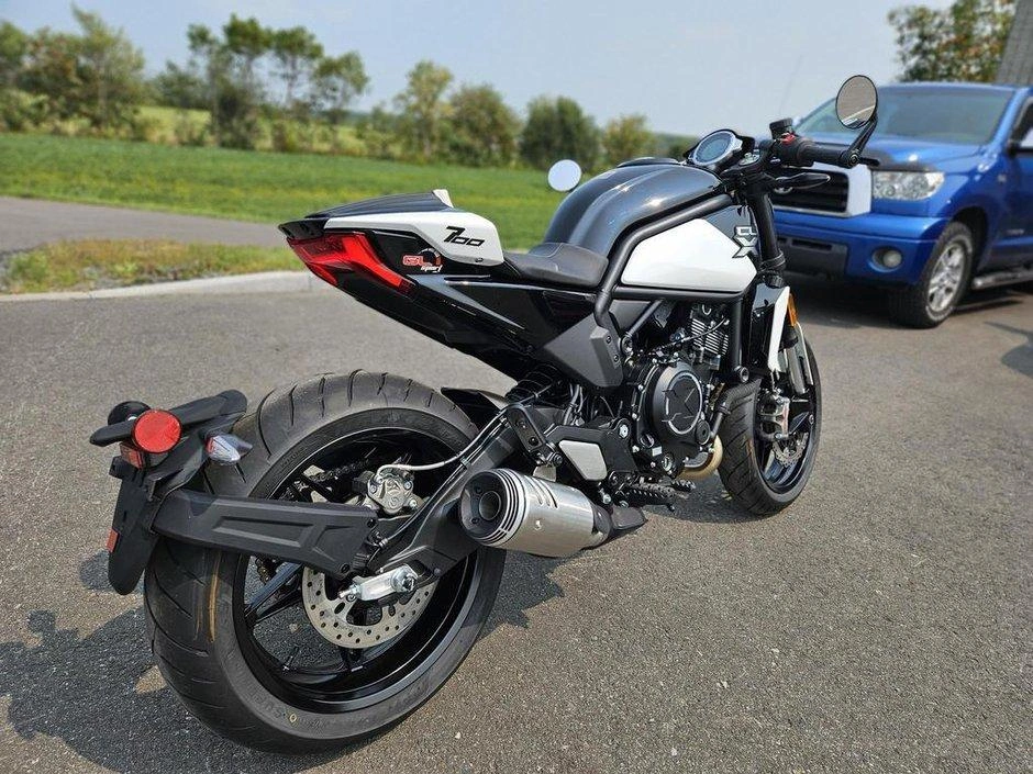 2024 Cfmoto 700 Cl-x Sport alt