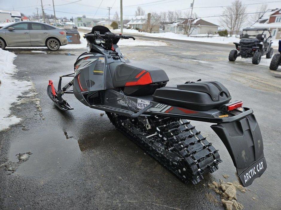 2022 Arctic Cat RIOT thumbnail 9