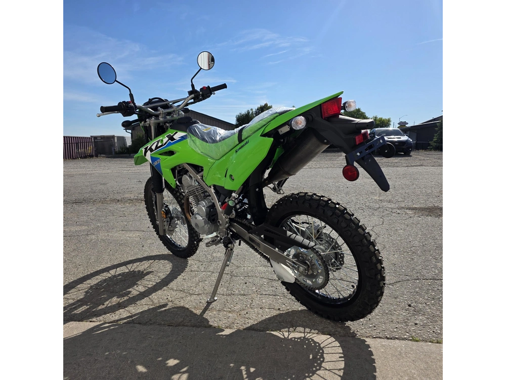 2026 Kawasaki Klx230 alt