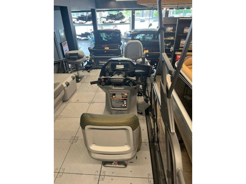 Sea-doo Switch Fish 18 - 230 Ch 2026 alt
