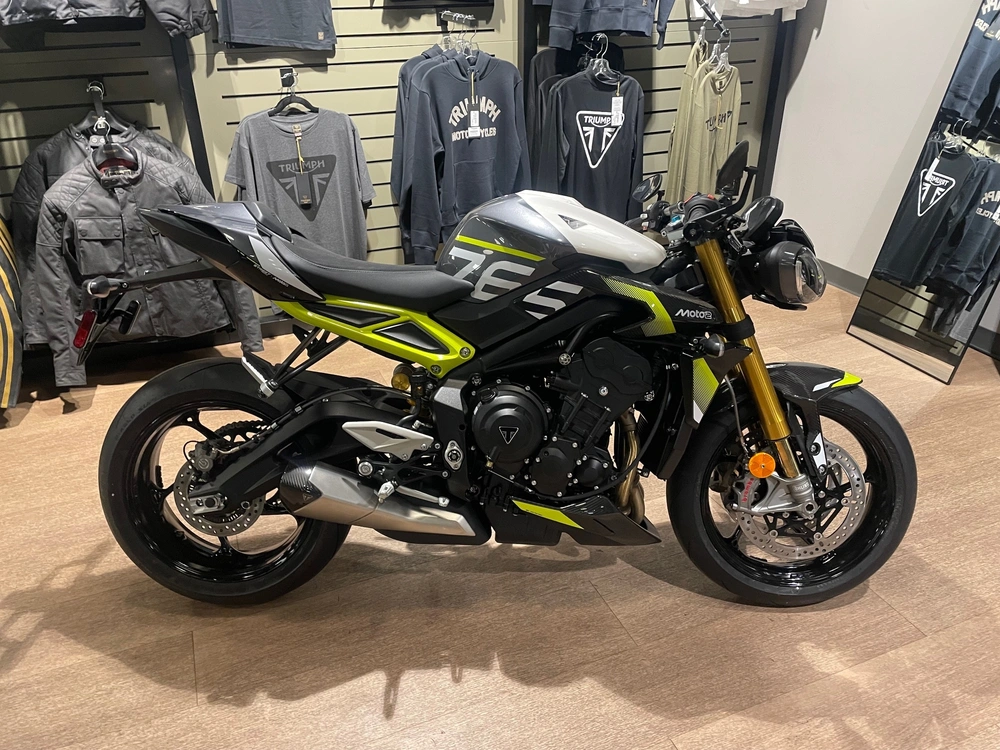 2026 Triumph Street Triple Moto 2 Edition - Grey/white alt