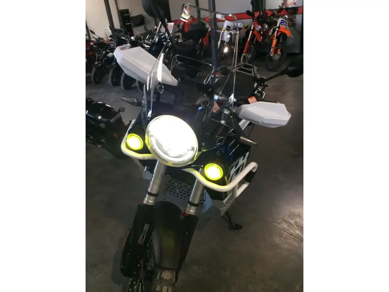 2023 HUSQVARNA NORDEN Expedition 901 Abs
