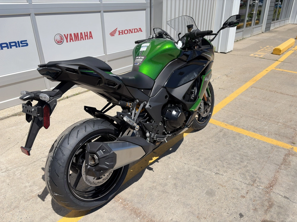 Kawasaki Ninja 1100sx Se 2026 alt