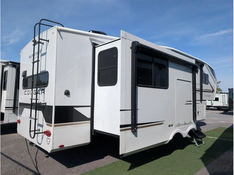 Keystone RV Cougar 2027