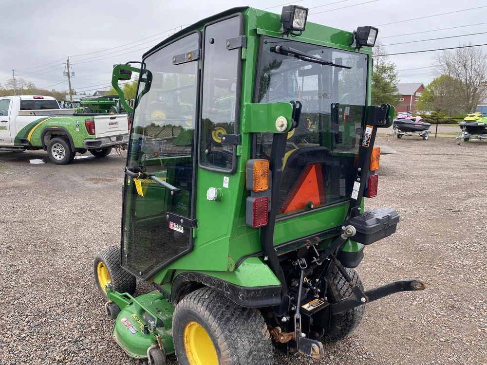 2015 John Deere 1025r alt
