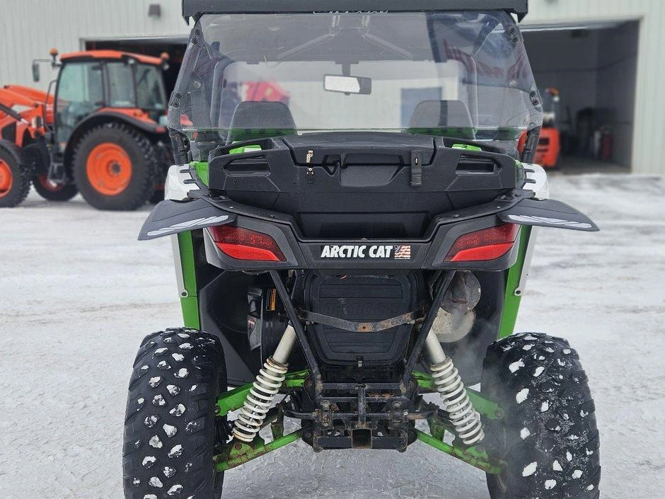 Arctic Cat Wildcat 700 2015 alt