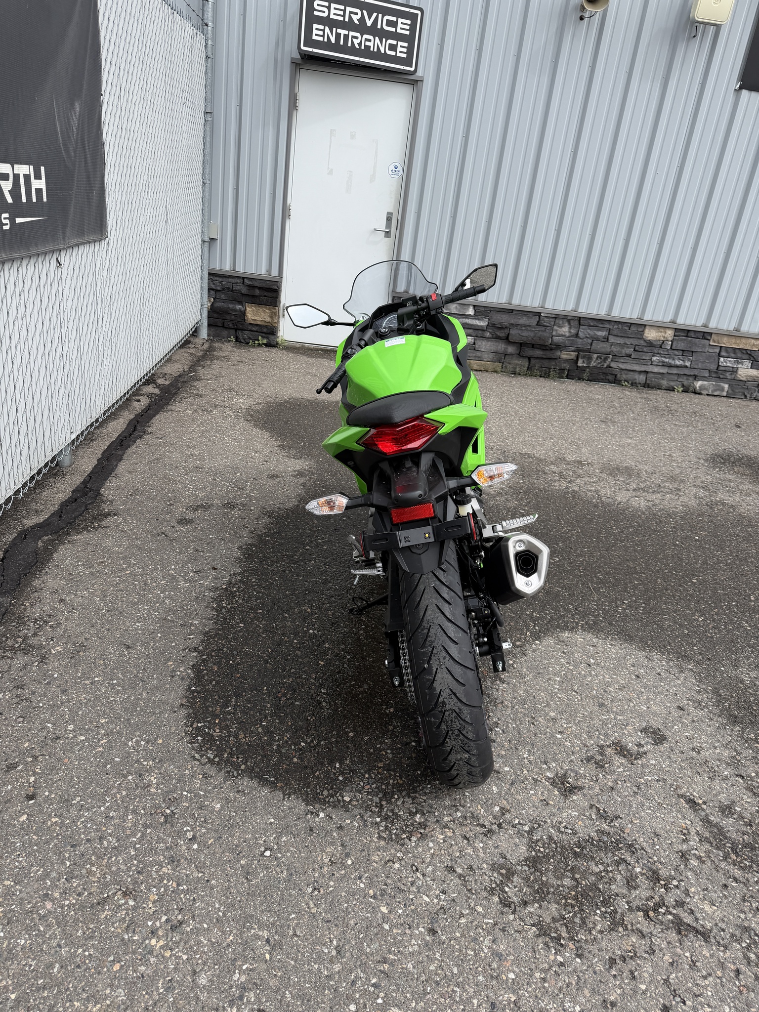 2026 Kawasaki Ninja 300 ABS thumbnail 4