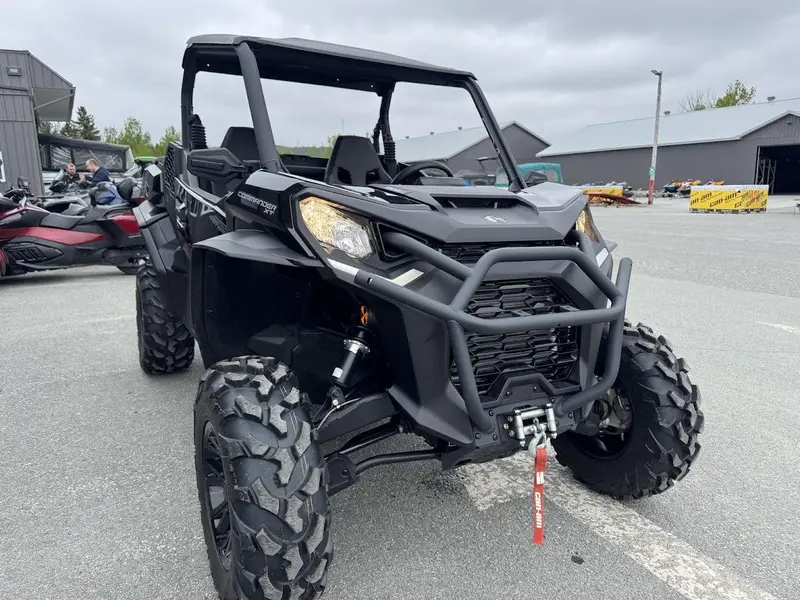 2025 Can-Am Commander XT 1000R