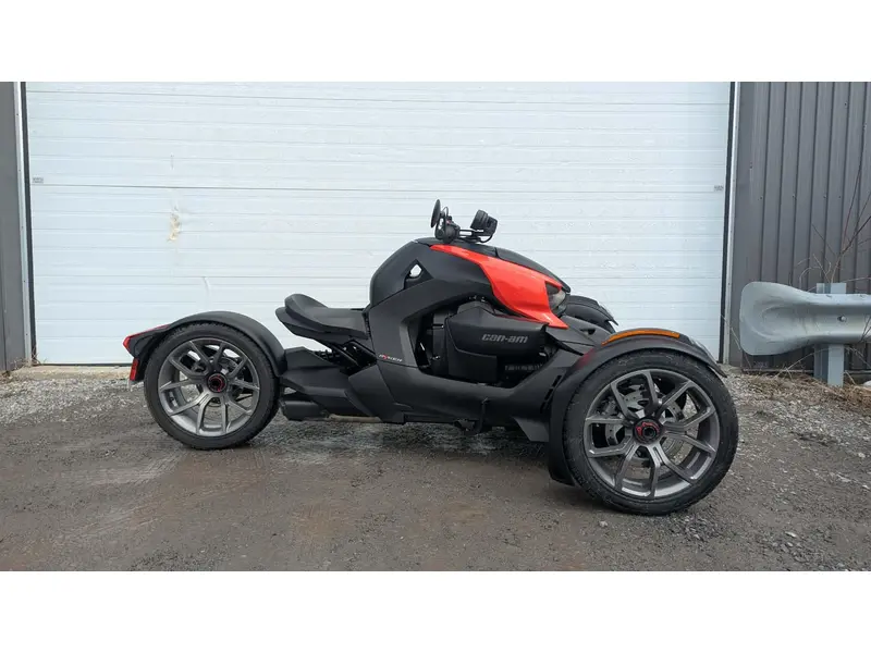 2024 Can-Am RYKER 600 ACE thumbnail 4