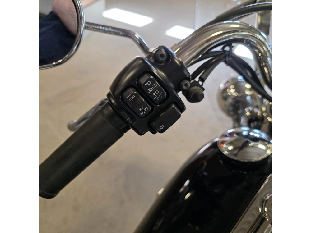 2013 Harley-davidson Fld Dyna Switchback alt