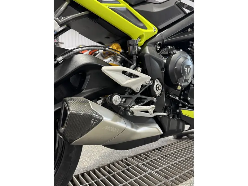 2026 Triumph STREET TRIPLE 765 MO
