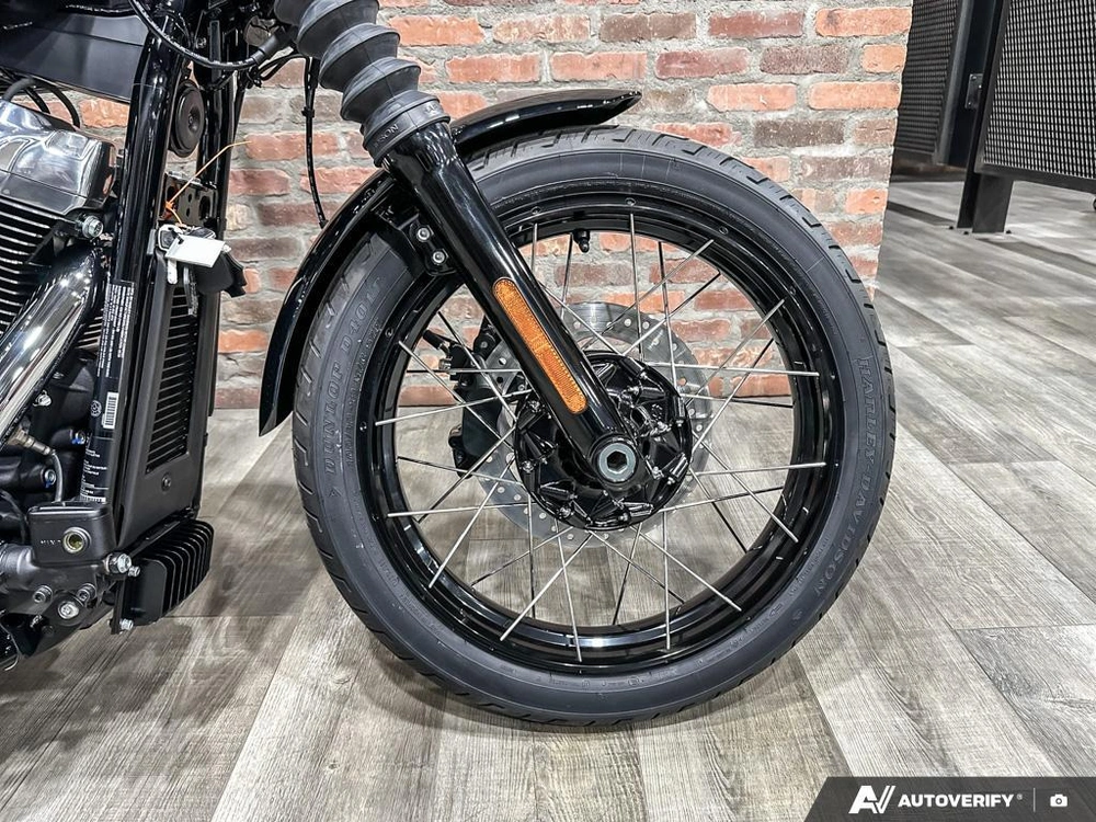 2026 Harley-davidson Street Bob alt