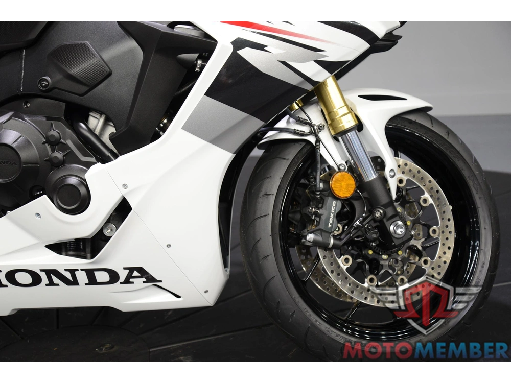 2025 Honda Cbr1000rr alt
