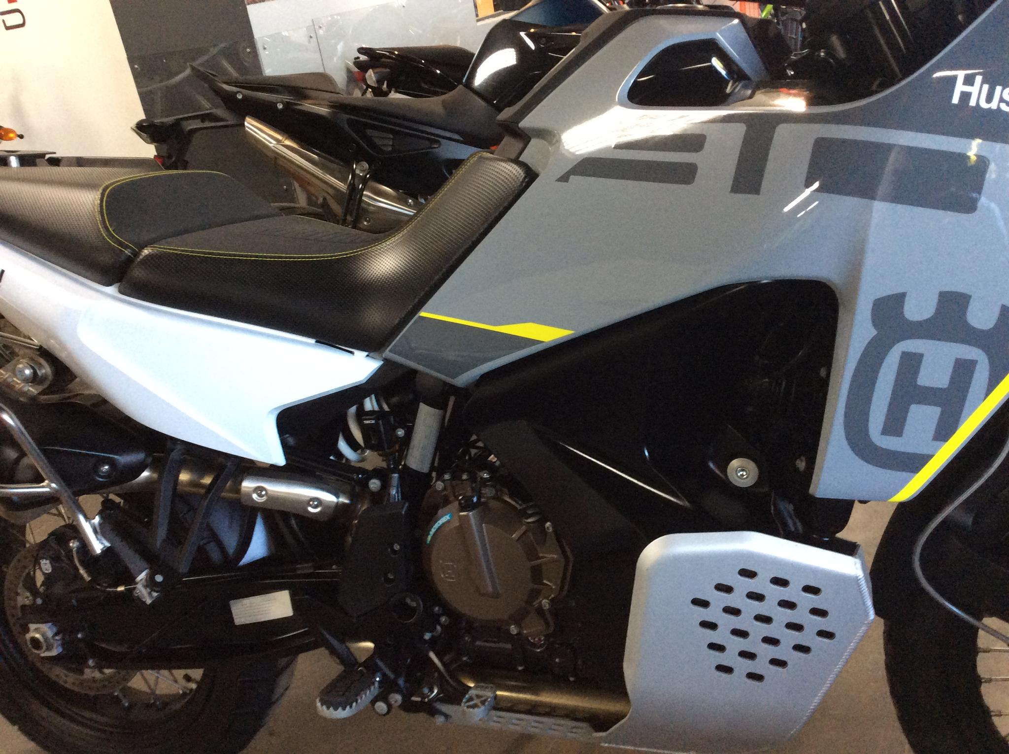 2024 Husqvarna NORDEN 901 thumbnail 3