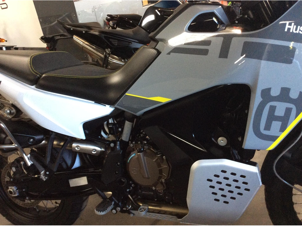 Husqvarna Norden 901 2024 alt