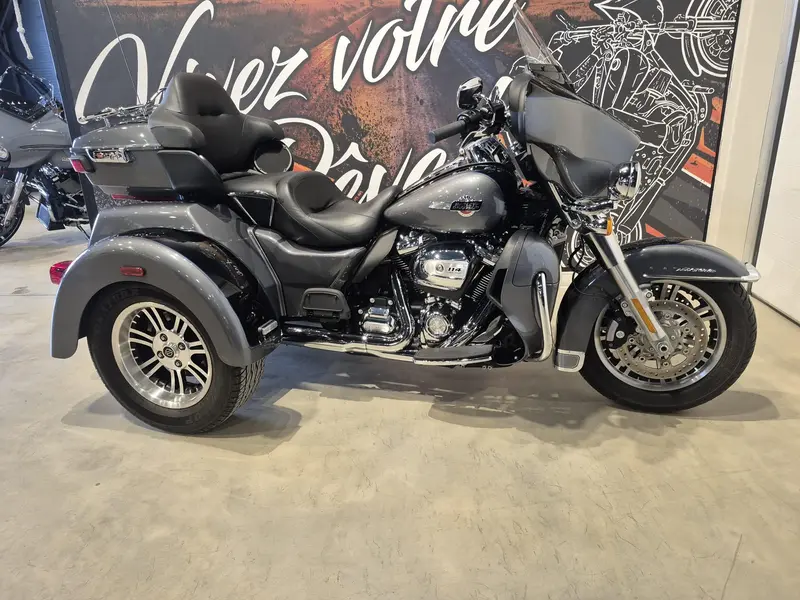 Harley-Davidson FLHTCUTG Tri Glide Ultra 2022