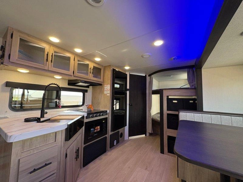 Cherokee Grey Wolf 26 Kf 2026 alt