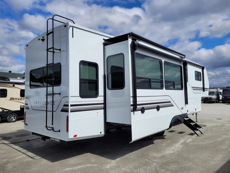 Grand Design Influence 3503gk 2024 alt