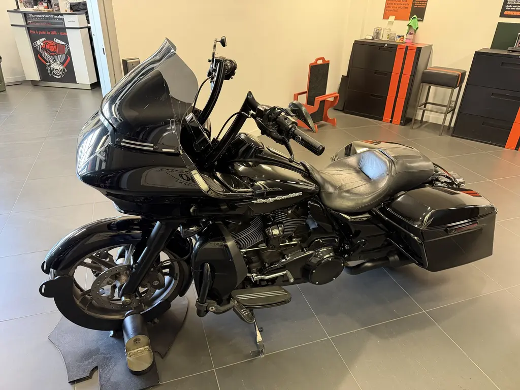 2017 Harley-Davidson FLTRXS ROAD GLIDE SPÉCIALFLTRXS