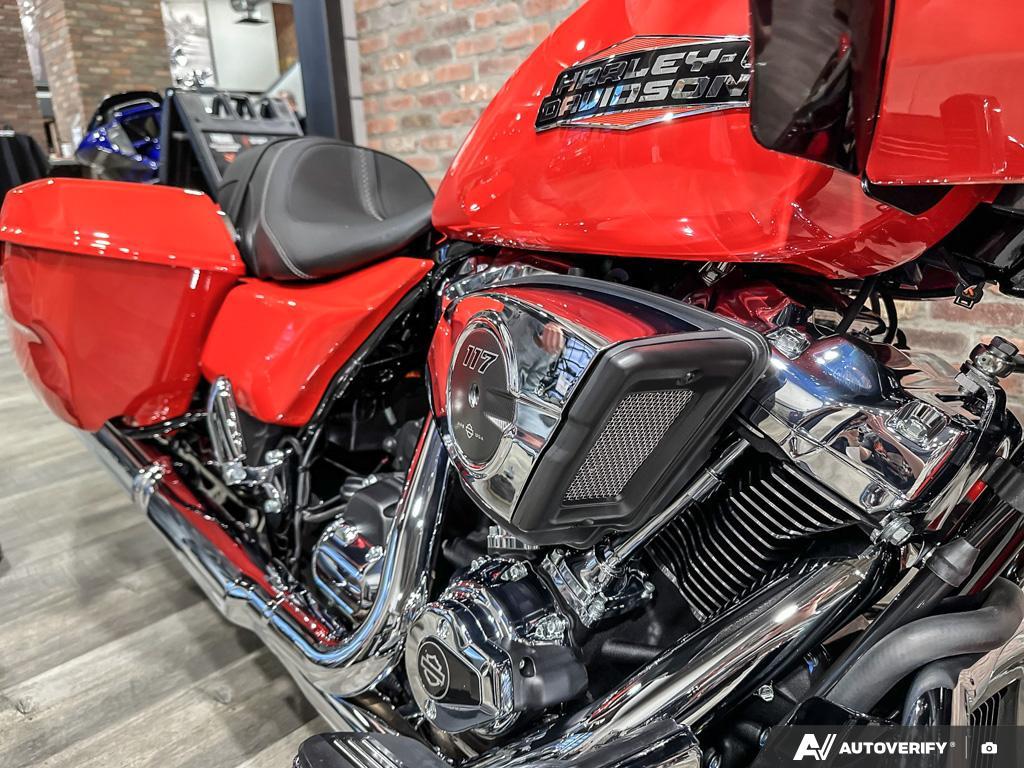 2026 Harley-Davidson ROAD GLIDE thumbnail 18