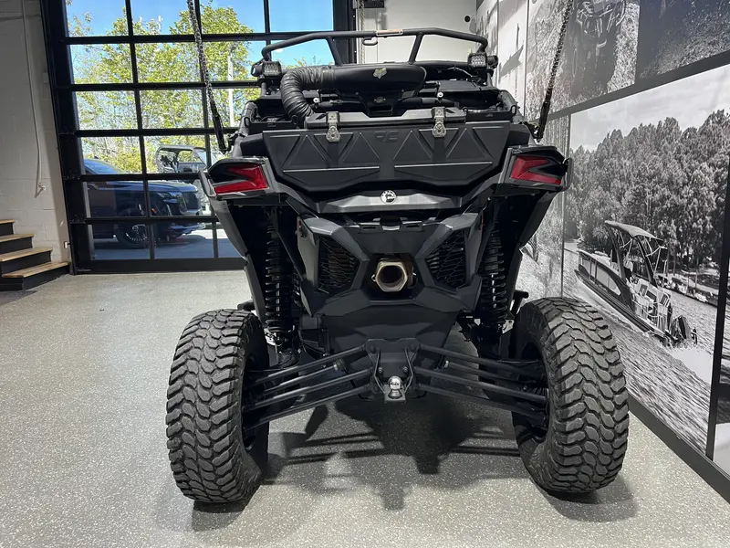 2018 Can-Am MAVERICK X3 XDS TURBO R **SUPER ÉQUIPÉ!!**