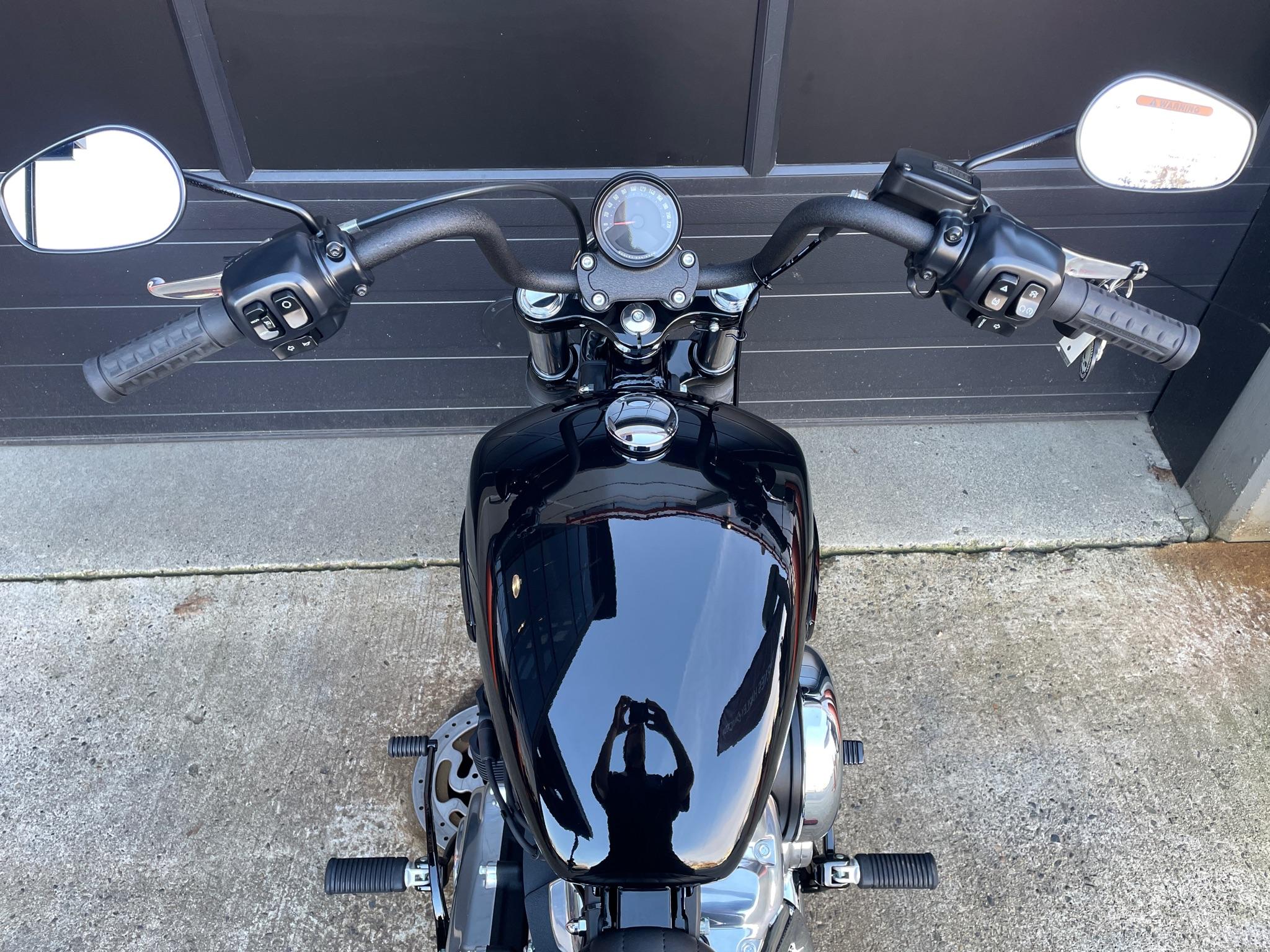 2026 Harley-Davidson FXBB - Street Bob® thumbnail 13