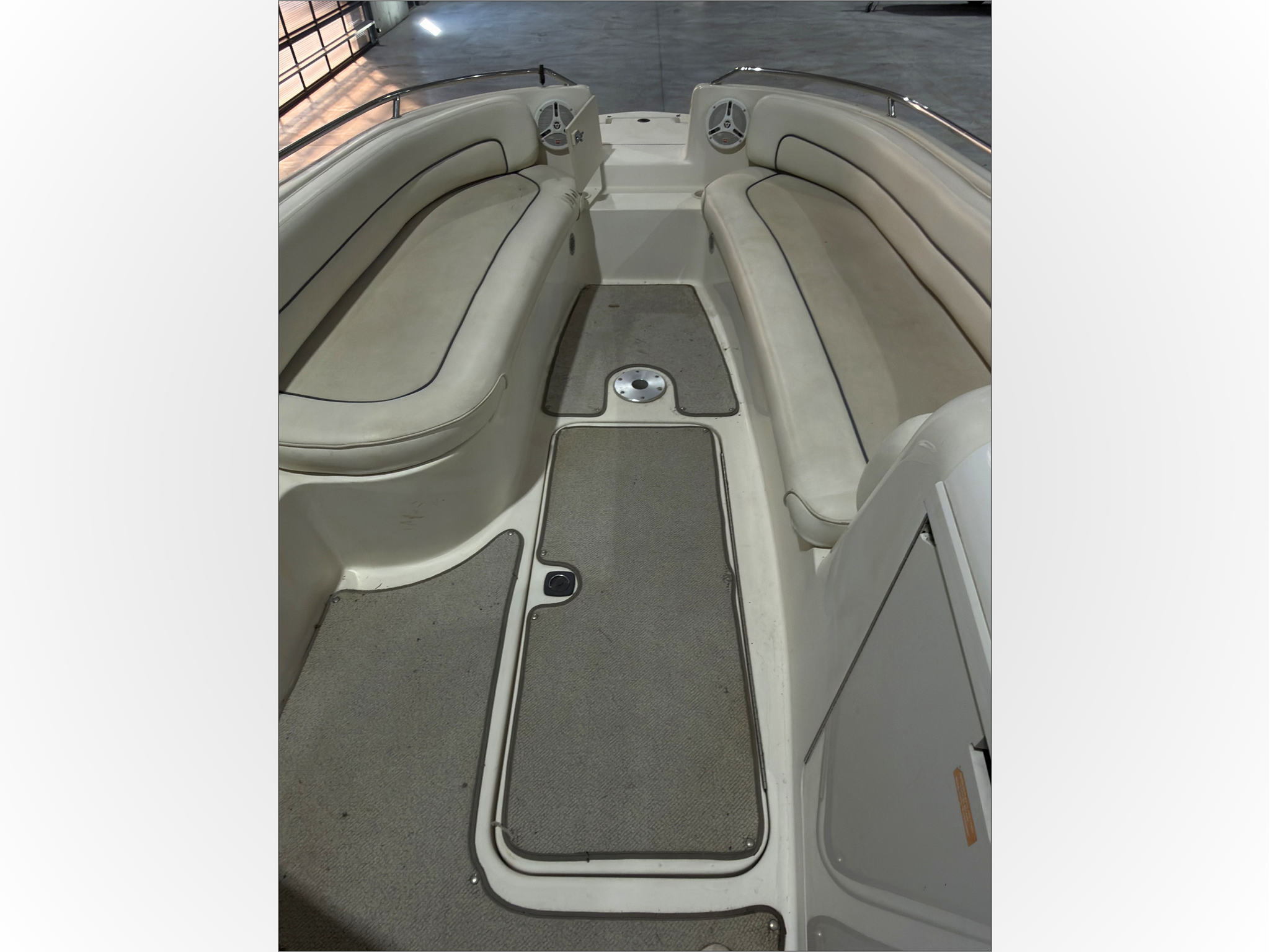 1999 Sea Ray 240 SunDeck thumbnail 12
