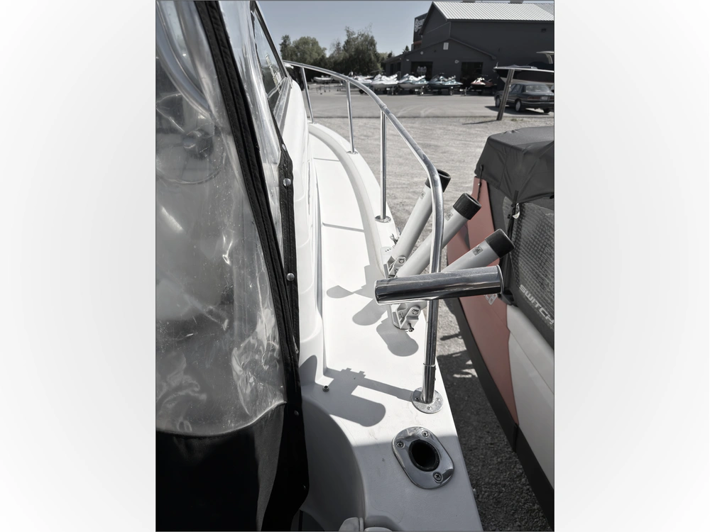 2002 Striper Seaswril 2101 alt