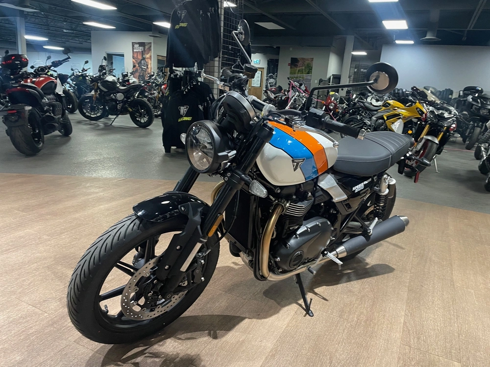 2026 Triumph Speed Twin 900 - Pure White alt