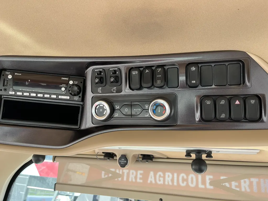 Case IH Magnum 310 CVX AFS Connect 2023