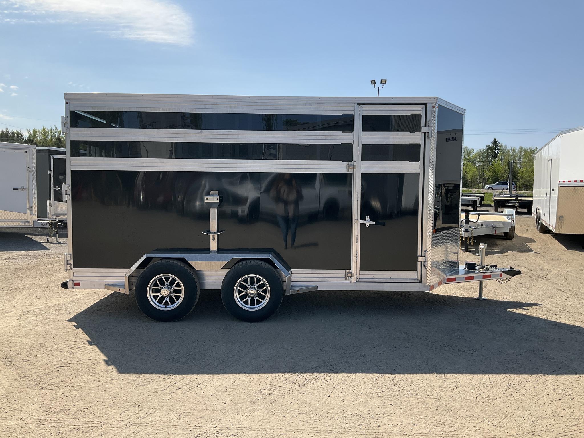 2027 Other 78" x 16' Plus V-Nose Aluminum Livestock Trailer thumbnail 2