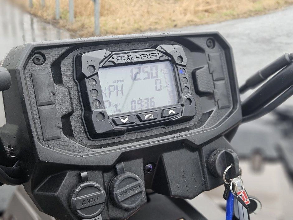 2026 Polaris Sportsman 850 Ultimate Trail Eps alt