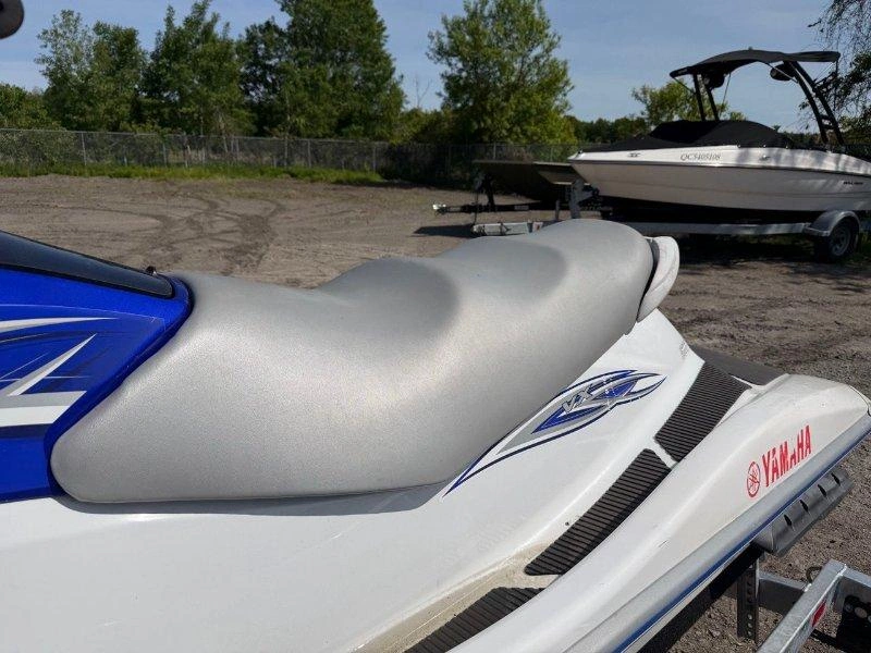 2009 Yamaha Vx1100 3 Places alt