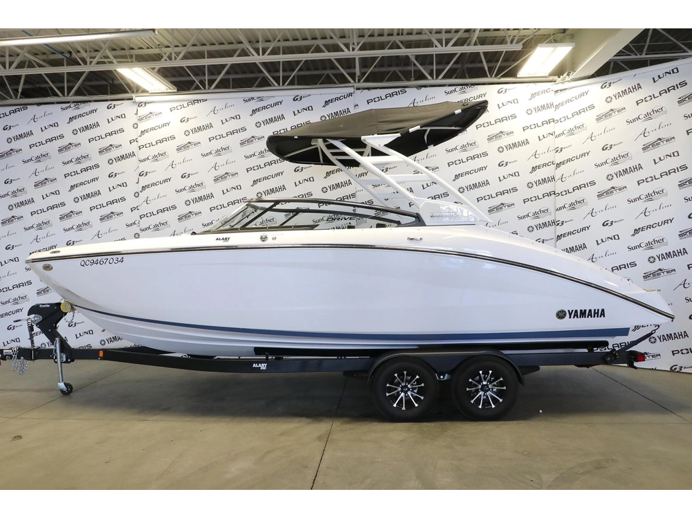 2024 Yamaha 252sd alt