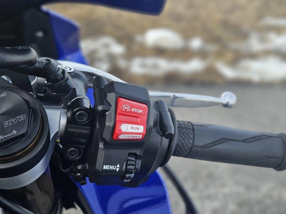 Yamaha Yzf-r1 2026 alt