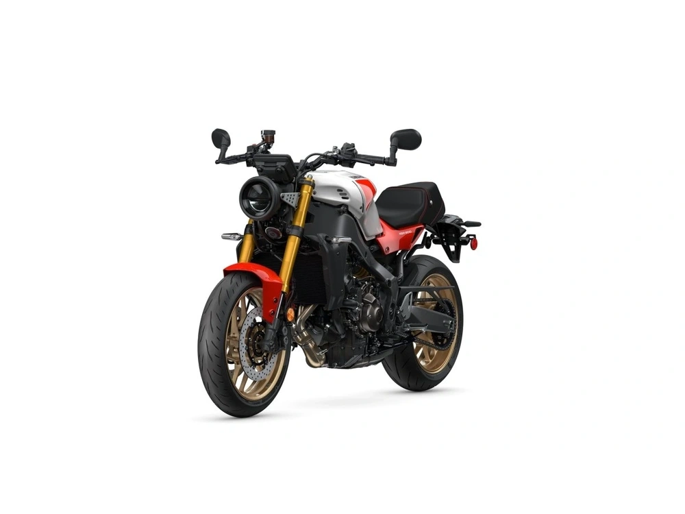 2026 Yamaha Xsr900 alt