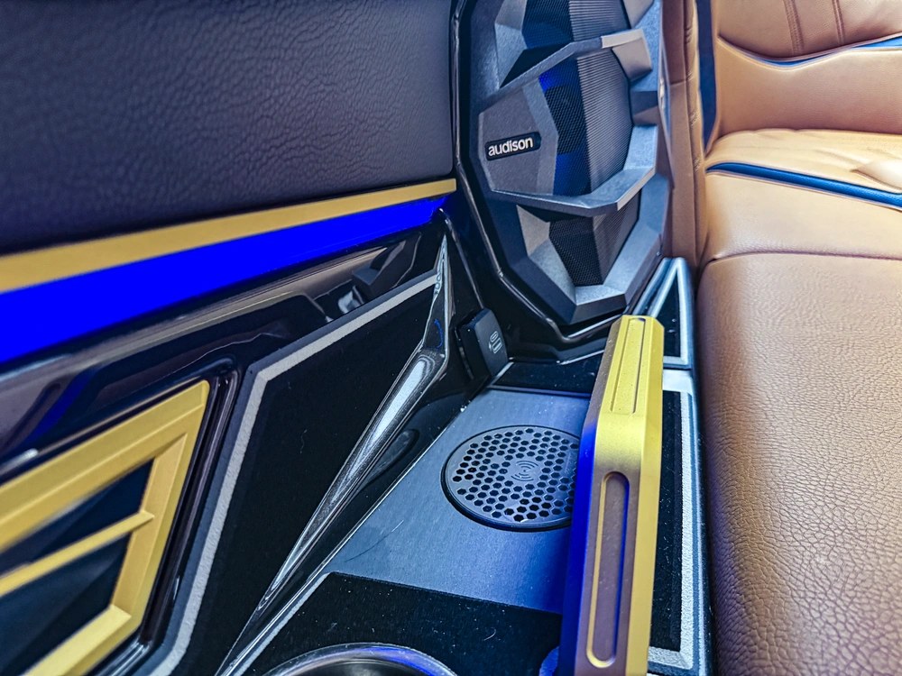 2026 Tige Boats Ultre 25zx alt