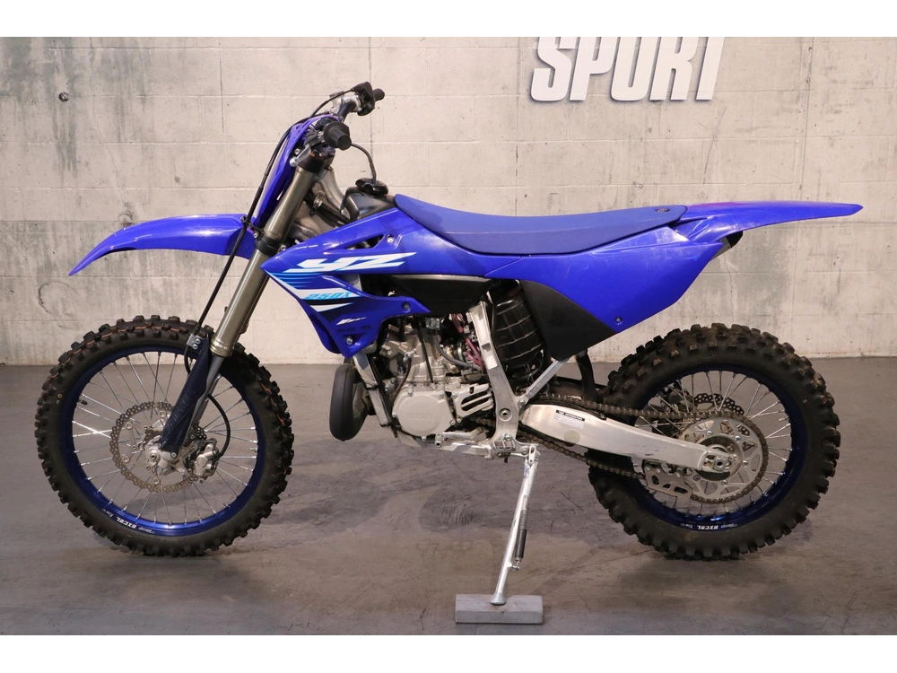 2025 Yamaha Yz250x alt
