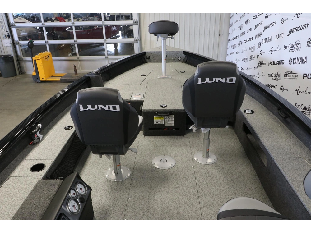 2026 Lund 1875 Pro Guide + Mercury 90exlpt alt
