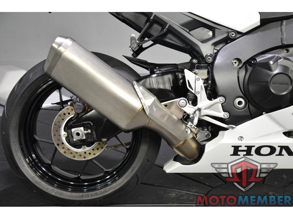 2025 Honda Cbr1000rr alt