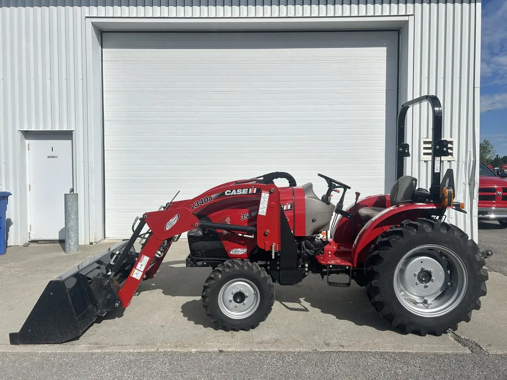 Case IH Farmall 35A 2022