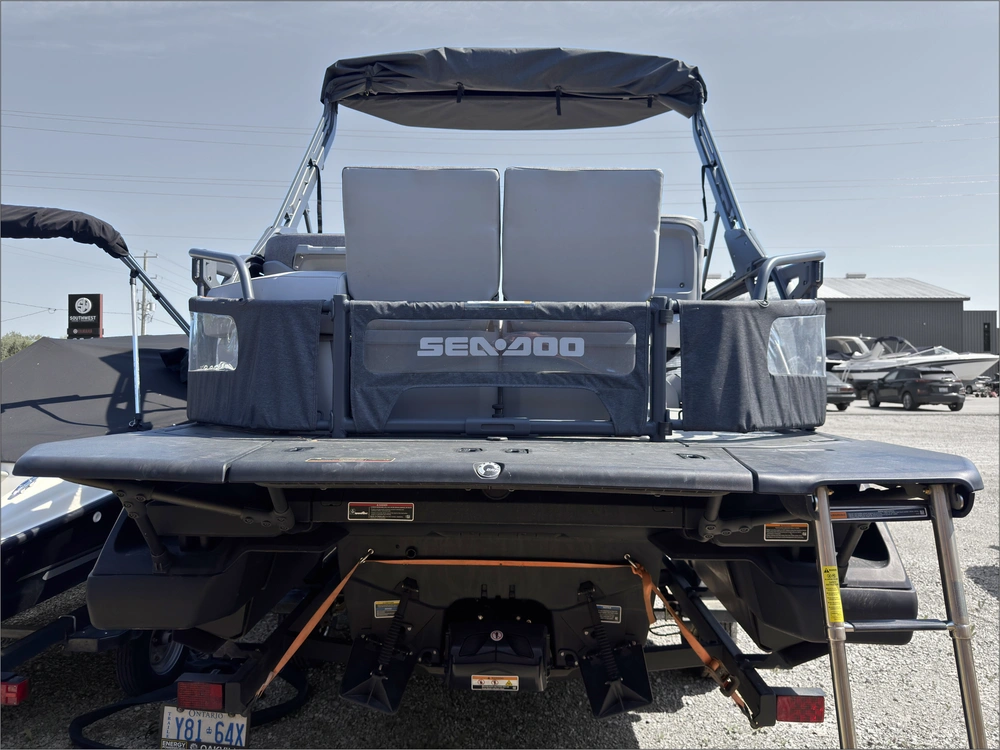 2024 Sea-doo Switch alt