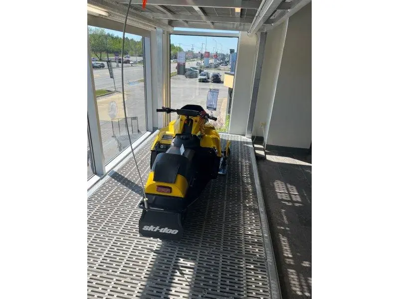 2024 Ski-Doo MXZ 120