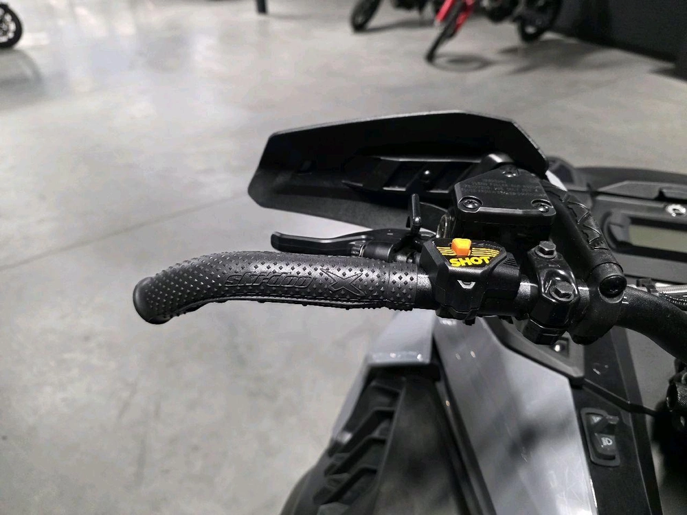 Ski-doo Summit X W/ Expert Pkg 154 850 E-tec Powdermax X-light 3.0'' Shot 2026 alt