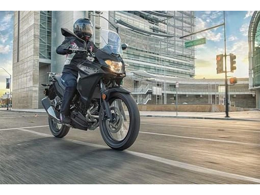 Kawasaki Versys-x 300 2026 alt